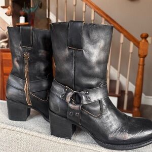 Freebird Darcy Black Size 11